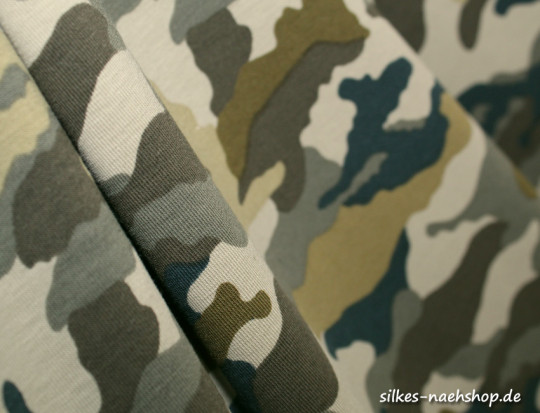 50cm Jerseystoff Camouflage by Poppy Fabric khaki