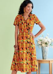 B6727 Butterick Schnittmuster Kleider mit Knopfleiste