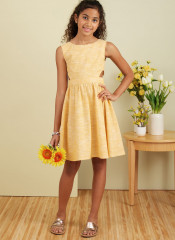 B6908 Butterick Schnittmuster Kinderkleid Overall